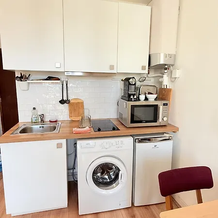 Douillet, Les Bains, A Deux Pas De La Cure Et De La Apartman *